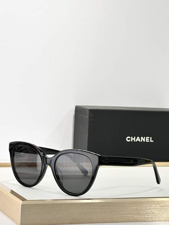 Picture of Chanel Sunglasses _SKUfw76704473fw